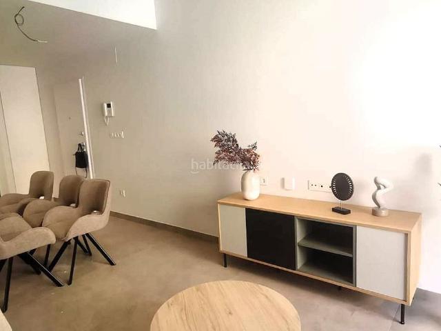 Apartamento en venta en Torrevieja, Nueva Torrevieja. Impresionante apartamento junto al mar. Apartamentos.