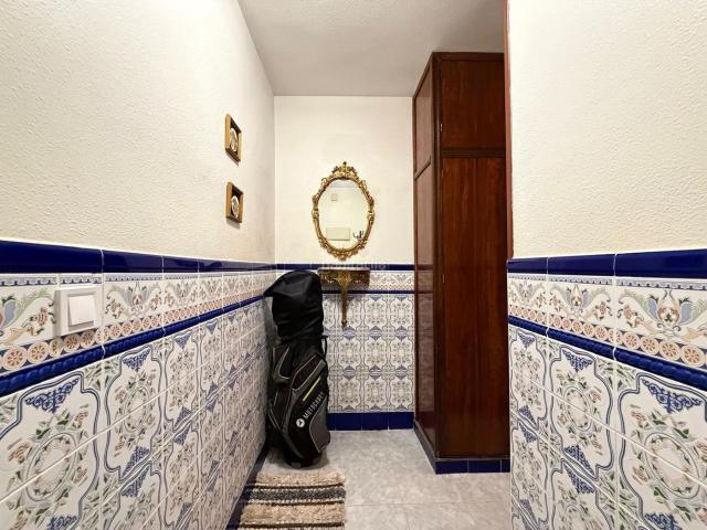 Apartamento en venta en Torrevieja, Avenida Habaneras Curva de Palangre. APARTAMENTO A 500 METROS DE PLAYA DEL CURA CON SUPERFICIE DE 44 M2. 1 DORM. 1 BAÑO. Apartamentos.