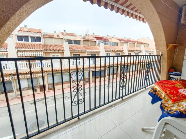 Apartamento en venta en Torrevieja, Avenida Habaneras Curva de Palangre. Apartamento con piscina Playa del Cura, Torrevieja. Apartamentos.