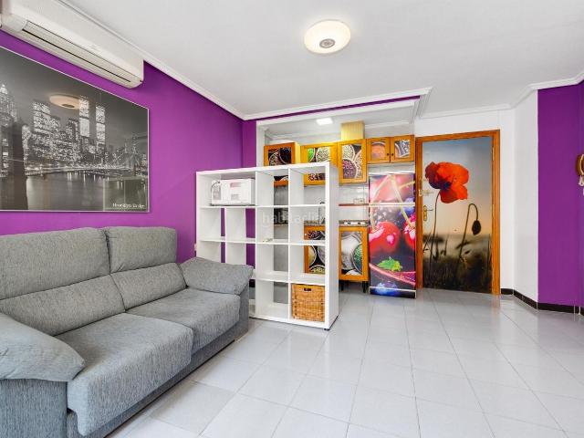 Apartamento en venta en Torrevieja, Avenida Habaneras Curva de Palangre. APARTAMENTO DE 1 DORMITORIO Y 1 BAÑO EN TORREVIEJA. Apartamentos.