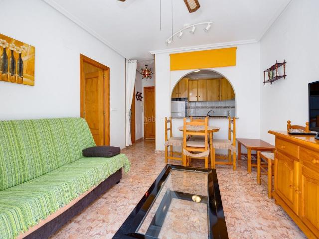 Apartamento en venta en Torrevieja, Avenida Habaneras Curva de Palangre. Apartamento de 1 dormitorio con orientación este en el centro de Torrevieja. Apartamentos.