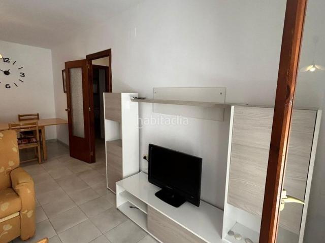 Apartamento en venta en Torrevieja, Avenida Habaneras Curva de Palangre. Apartamento de 2 dormitorios a 300 m de Playa de los Locos, Torrevieja. Apartamentos.