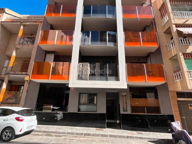 Apartamento en venta en Torrevieja, Avenida Habaneras Curva de Palangre. Apartamentos.