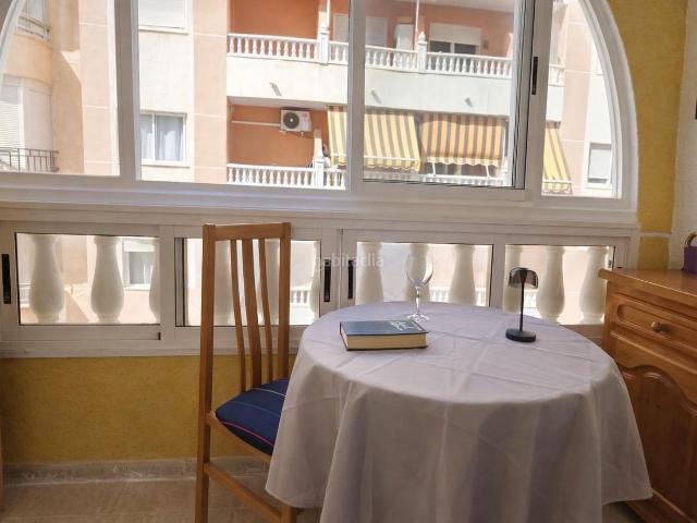 Apartamento en venta en Torrevieja, Avenida Habaneras Curva de Palangre. Exclusivo apartamento de 2 dormitorios a solo 600 metros de Playa del Cura. Apartamentos.