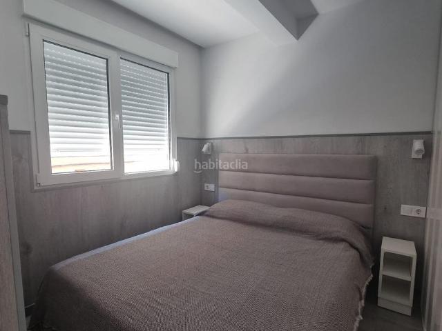 Apartamento en venta en Torrevieja, Avenida Habaneras Curva de Palangre. REFORMADO APARTAMENTO A 50 METROS DE PLAYA DE 3 DORMITORIOS 3 BAÑOS DIVIDIDO A 3 ESTUDIOS COMPLETOS PARA ALQUILAR. 105 M2.