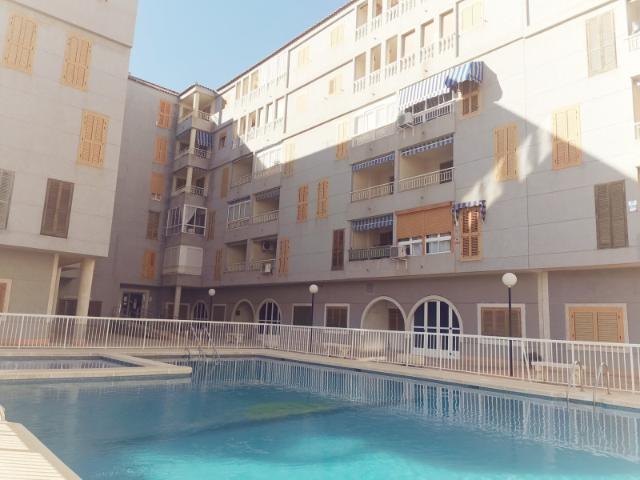Apartamento en venta en Torrevieja, Acequión