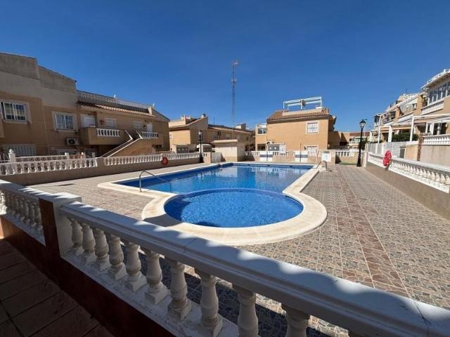 Apartamento en venta en Torrevieja, Aguas Nuevas