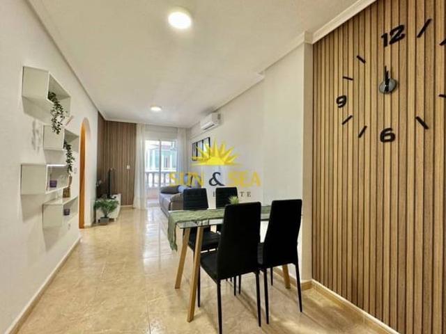 Apartamento en venta en Torrevieja, Alicante Costa Blanca