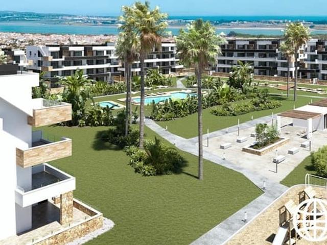 Apartamento en venta en Torrevieja, Alicante Costa Blanca