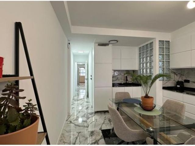Apartamento en Venta en Torrevieja, Alicante