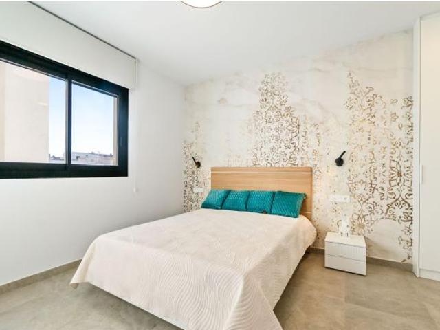 Apartamento en Venta en Torrevieja, Alicante