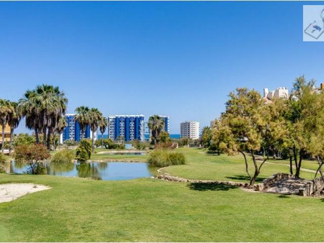Apartamento en Venta en Torrevieja, Alicante