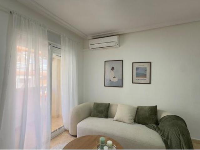 Apartamento en Venta en Torrevieja, Alicante