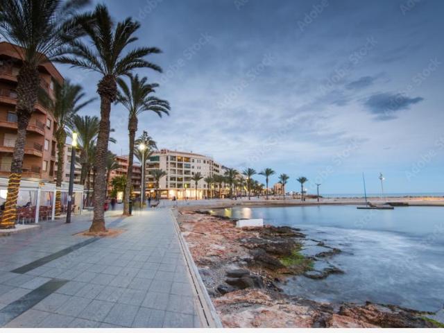 Apartamento en venta en Torrevieja Alicante