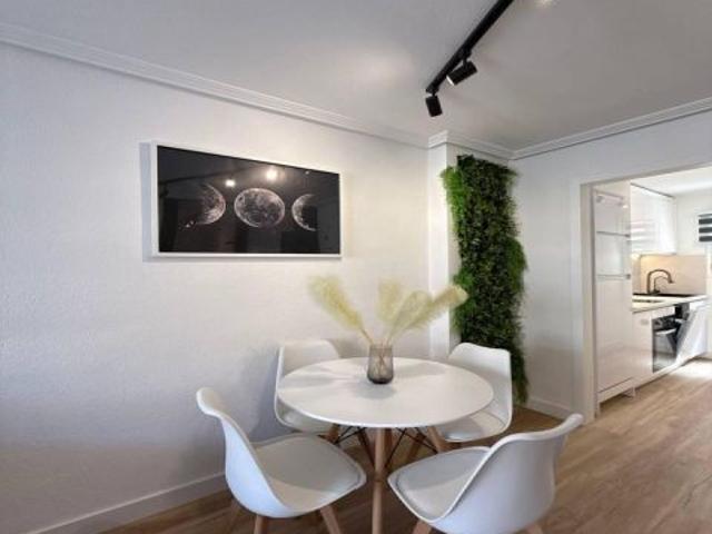 Apartamento en Venta en Torrevieja, Alicante