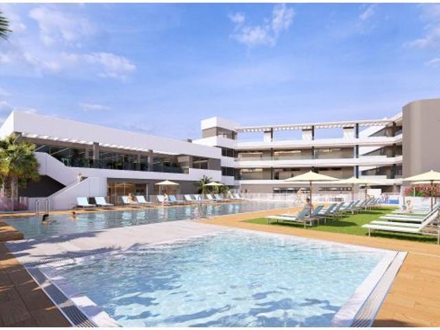 Apartamento en Venta en Torrevieja, Alicante