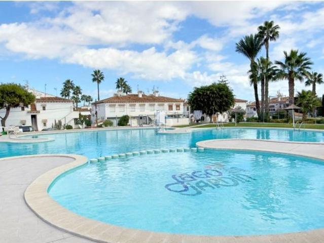 Apartamento en Venta en Torrevieja, Alicante