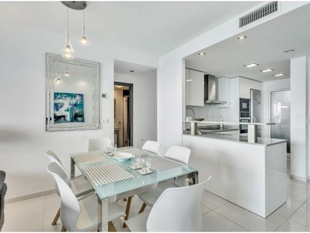 Apartamento en Venta en Torrevieja, Alicante