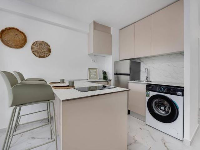 Apartamento en Venta en Torrevieja, Alicante