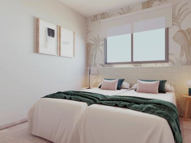 Apartamento en Venta en Torrevieja, Alicante