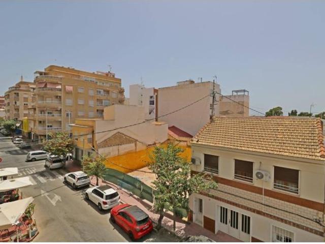Apartamento en Venta en Torrevieja, Alicante