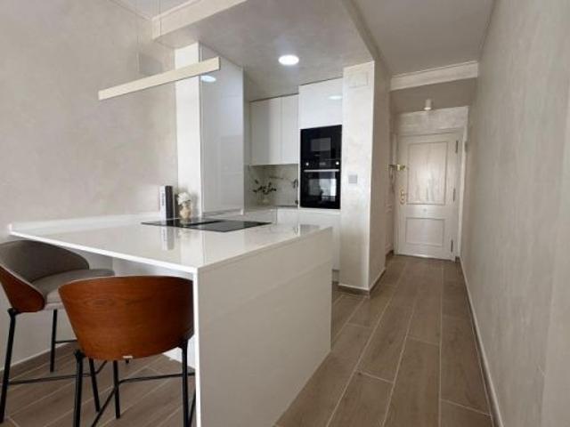 Apartamento en Venta en Torrevieja, Alicante