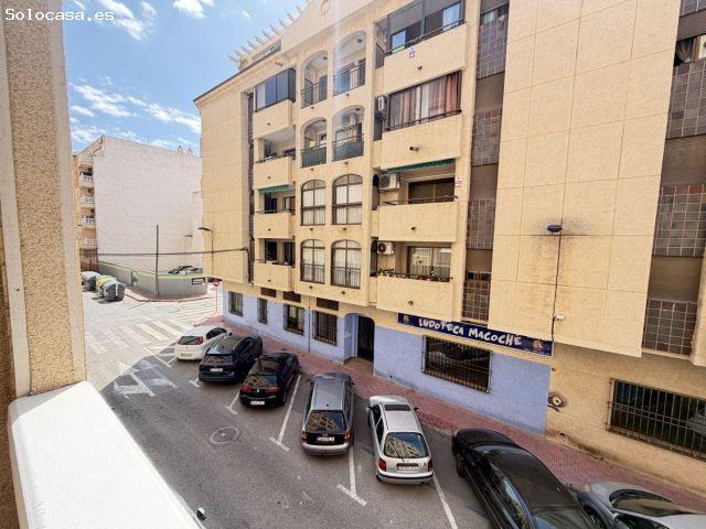 Apartamento en Venta en Torrevieja, Alicante