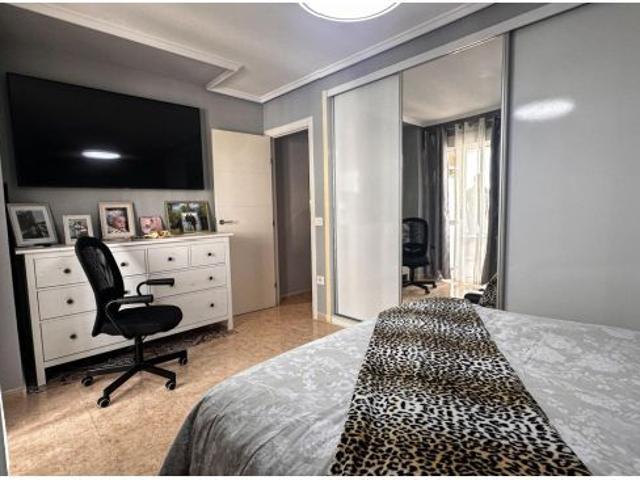Apartamento en Venta en Torrevieja, Alicante