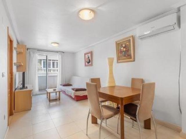Apartamento en venta en Torrevieja Alicante