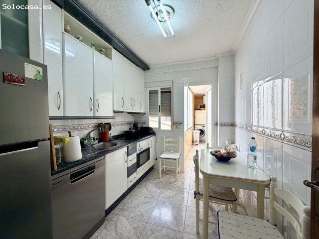 Apartamento en Venta en Torrevieja, Alicante