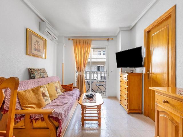 Apartamento en venta en Torrevieja, Antonio Machado. Acogedor apartamento en una zona céntrica. Apartamentos.
