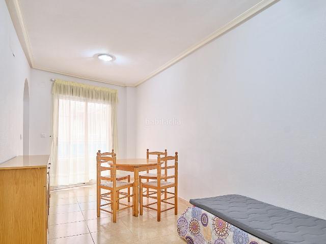 Apartamento en venta en Torrevieja, Antonio Machado. Apartamentos.