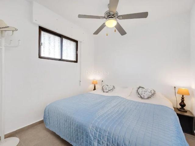 Apartamento en venta en Torrevieja, Cabo Cervera. Apartamento totalmente reformado con vistas al mar Cabo Cervera, Torrevieja. Apartamentos.