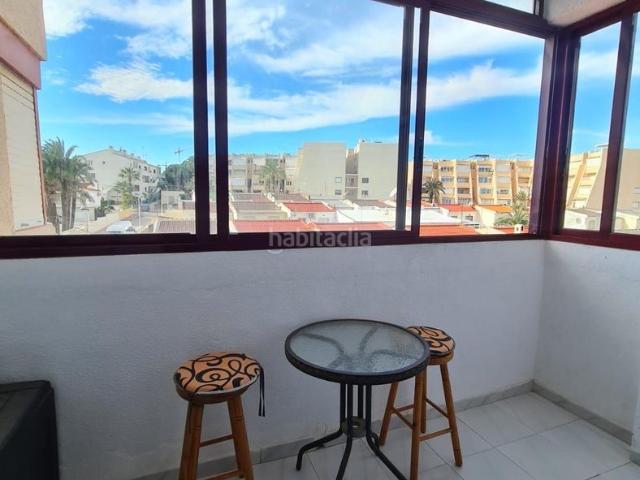Apartamento en venta en Torrevieja, Cabo Cervera. Apartamento de 1 habitación con dos terrazas y vistas al mar en La Mata. Apartamentos.