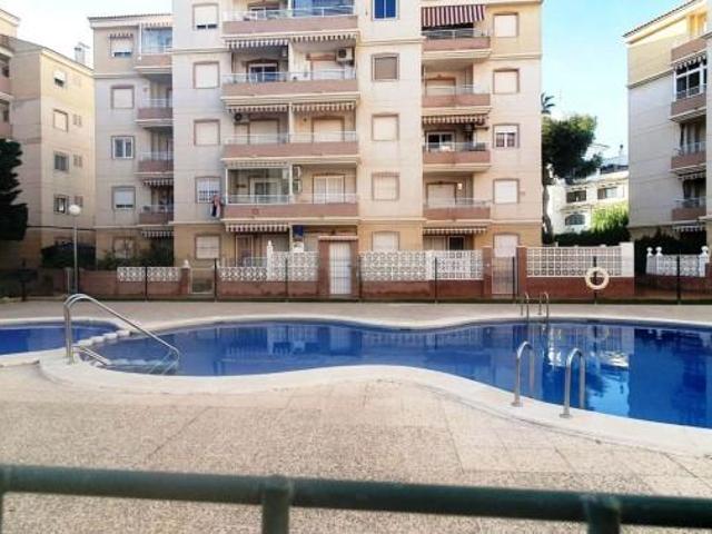 Apartamento en venta en Torrevieja, Calas blanca