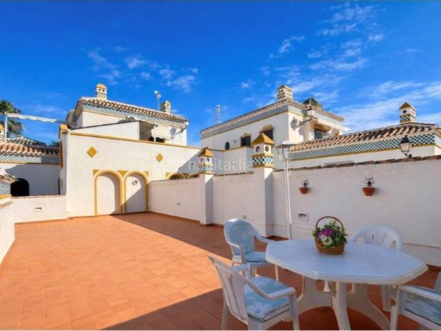 Apartamento en venta en Torrevieja, Cañada del Molino. Apartamento frente a la playa!. Apartamentos.