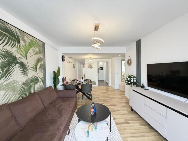 Apartamento en venta en Torrevieja, Centro