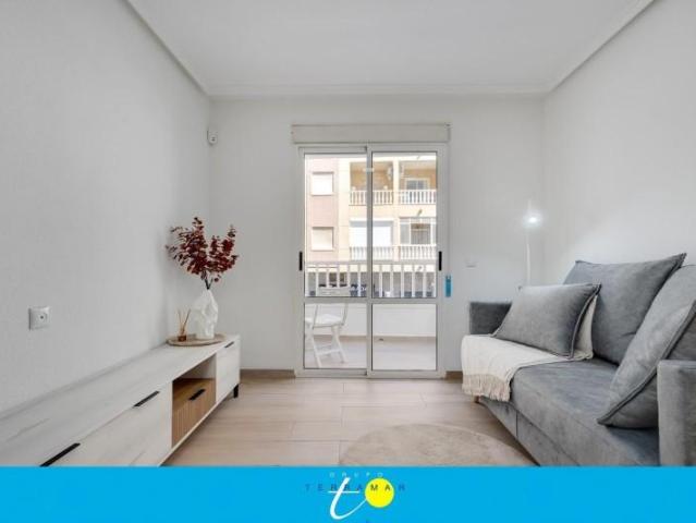 Apartamento en venta en Torrevieja, Centro
