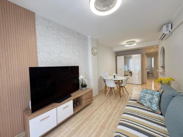 Apartamento en venta en Torrevieja, Centro