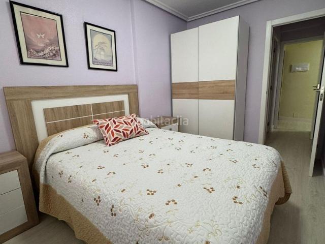 Apartamento en venta en Torrevieja, Centro Muelle Pesquero. APARTAMENTO REFORMADO EN LOS LOCOS 3 HAB, 2 BAÑOS, SOLEADO, POSIBILIDAD GARAJE. Apartamentos.