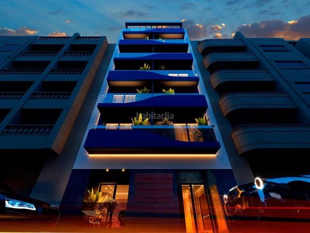 Apartamento en venta en Torrevieja, Centro Muelle Pesquero. Apartamentos.