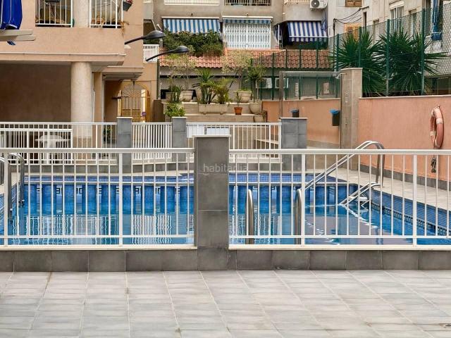 Apartamento en venta en Torrevieja, Centro Muelle Pesquero. Apartamentos.