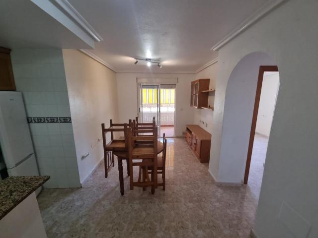 Apartamento en venta en Torrevieja, Centro Muelle Pesquero. Apartamentos.