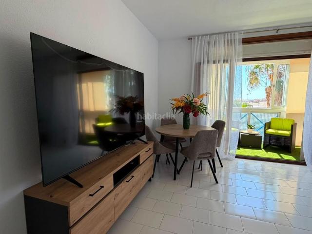 Apartamento en venta en Torrevieja, Centro Muelle Pesquero. Apartamentos.