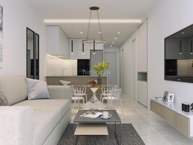 Apartamento en venta en Torrevieja, Centro Muelle Pesquero. Apartamentos.