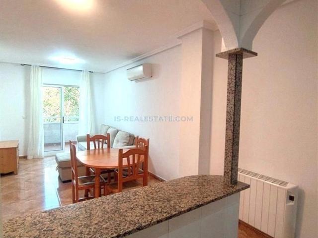 Apartamento en venta en Torrevieja, El Molino. Apartamento con piscina comunitaria, en la provincia de Alicante, en la ciudad de Torrevieja. 2 habitaciones 59 m² 1,4 km del. Apartamentos.