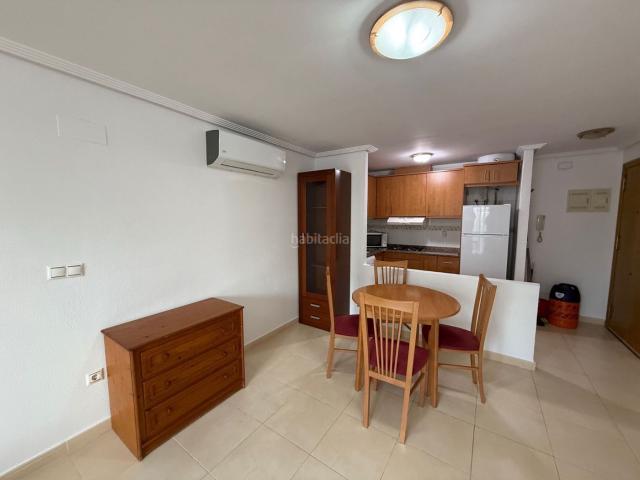 Apartamento en venta en Torrevieja, El Molino. iexclEN VENTA, APARTAMENTO EN TORREVIEJA!Te presentamos este fantaacutestico apartamento en venta en Torrevieja, ideal para quiene. Apartamentos.
