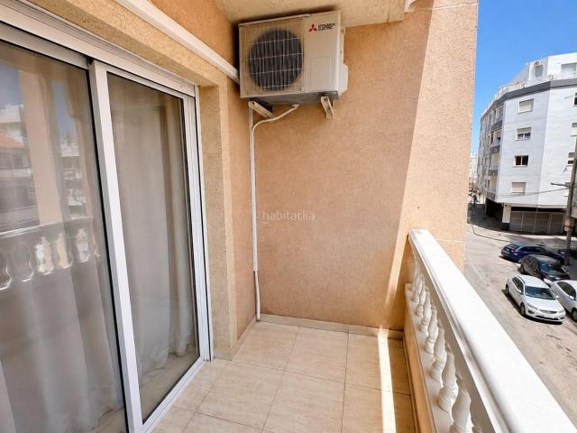Apartamento en venta en Torrevieja, El Molino. iexclVENTA DE APARTAMENTO EN ZONA DE PLAYA EN TORREVIEJA!Te presentamos este fantaacutestico apartamento en venta en Torrevieja, u. Apartamentos.