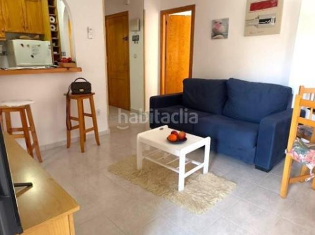 Apartamento en venta en Torrevieja, El Acequión. Apartamento con terraza en venta en la provincia de Alicante, Torrevieja, Playa del Acequión. 2 habitaciones 62 m² 200 metros. Apartamentos.