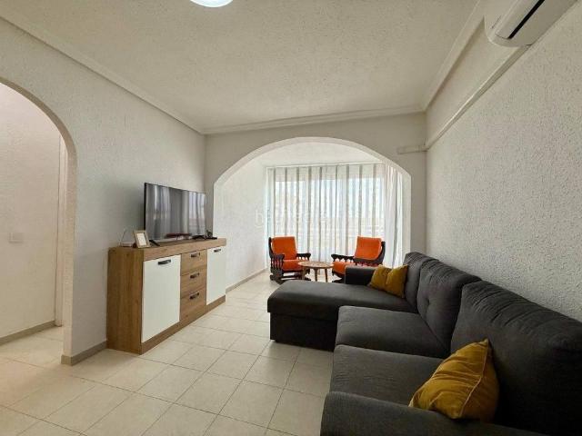Apartamento en venta en Torrevieja, El Acequión. LUMINOSO APARTAMENTO DE 2 HABITACIONES EN PLAYA DEL ACEQUIÓN. Apartamentos.